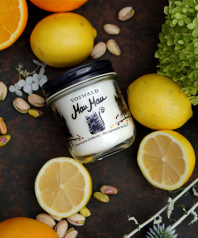 Mau Mau Duftkerze von Voswald mit allen Inhalten